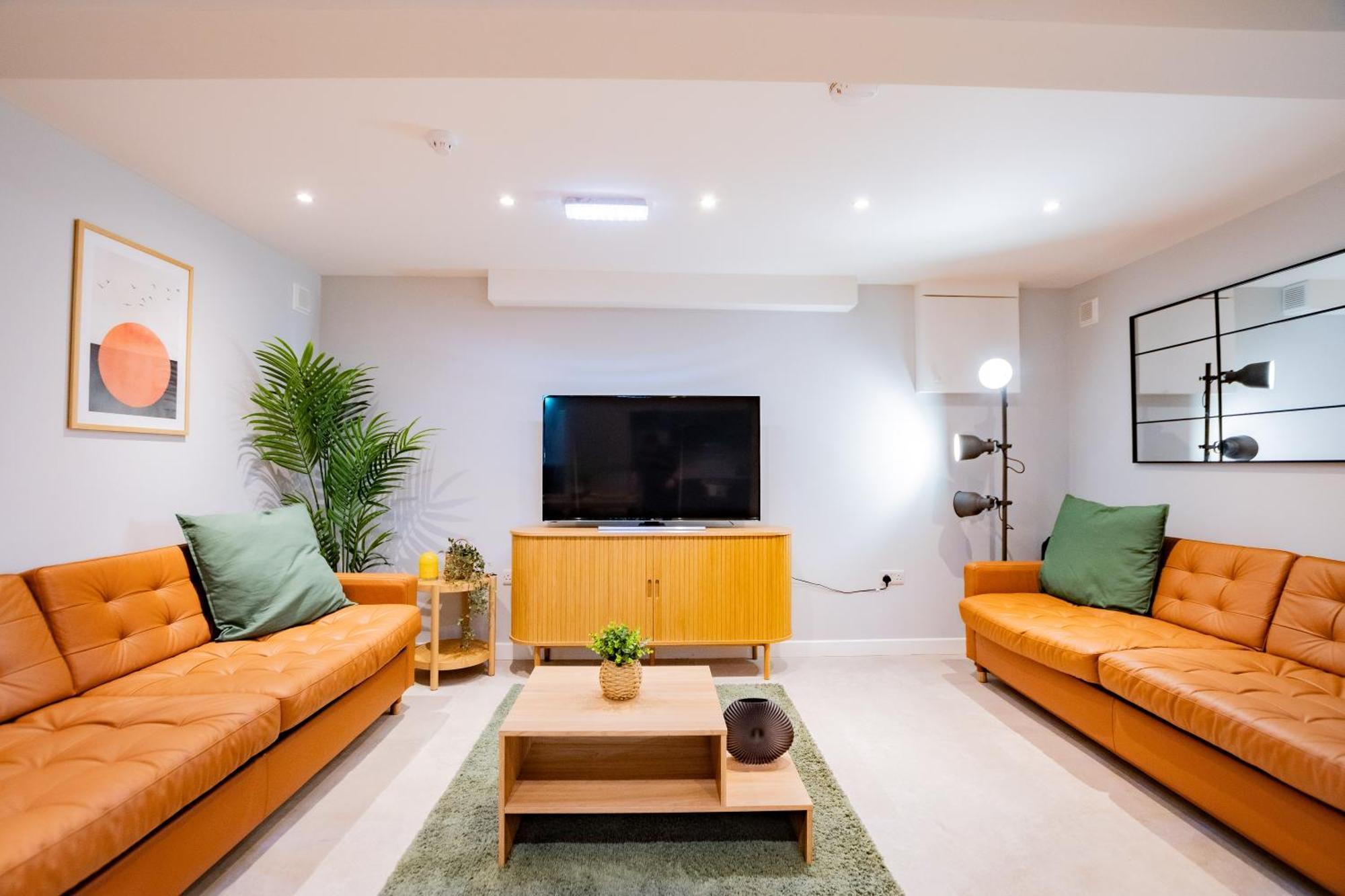 Villa The Large Group House -Sleeps 21 Dublín Exterior foto
